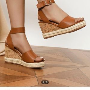 Espadrille sole ankle strap brand new